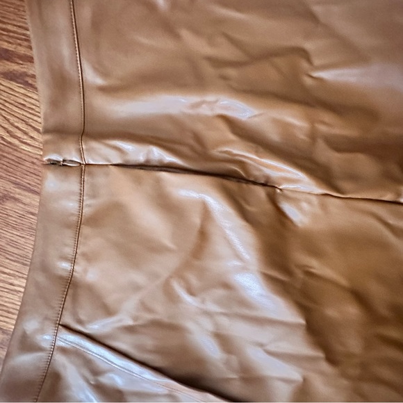 A new Day NWT pleather skirt - Picture 2 of 3